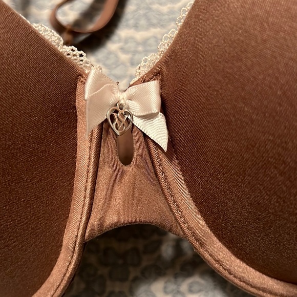 Victoria’s Secret Body by Victoria Lined Perfect Coverage Brown Bra Size 34DDD - Picture 3 of 6